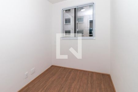 Quarto 1 de apartamento para alugar com 2 quartos, 34m² em Parque Industrial Tomas Edson, São Paulo