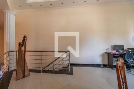 Sala de casa de condomínio à venda com 4 quartos, 800m² em Outeiro de São Fernando, Barueri