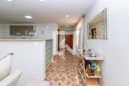 Sala de casa para alugar com 3 quartos, 200m² em Parada de Lucas, Rio de Janeiro