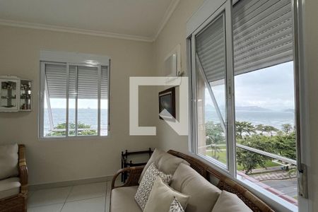 Sala de apartamento para alugar com 3 quartos, 140m² em Embaré, Santos