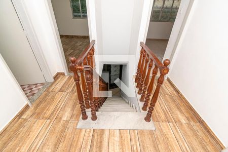 Hall do 2º andar de casa para alugar com 4 quartos, 153m² em Irajá, Rio de Janeiro