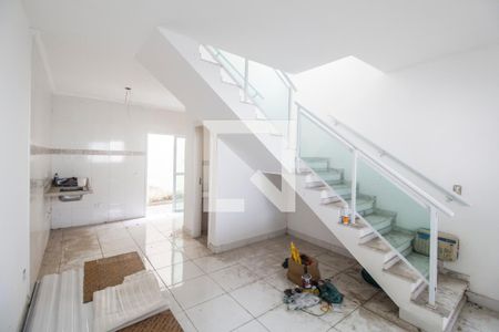 Sala  de casa de condomínio à venda com 1 quarto, 70m² em Chácara do Solar Ii (fazendinha), Santana de Parnaíba
