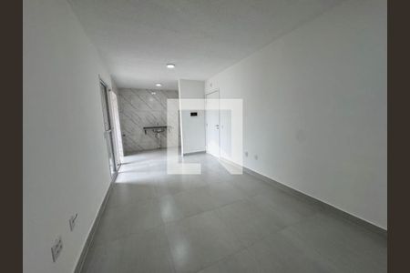 Apartamento para alugar com 2 quartos, 56m² em Jardim Salete, Taboão da Serra
