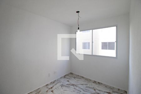 Sala / Cozinha de apartamento para alugar com 2 quartos, 34m² em Colônia (zona Leste), São Paulo
