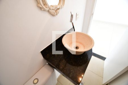 Lavabo de casa de condomínio para alugar com 3 quartos, 80m² em Fazenda Santa Cândida, Campinas