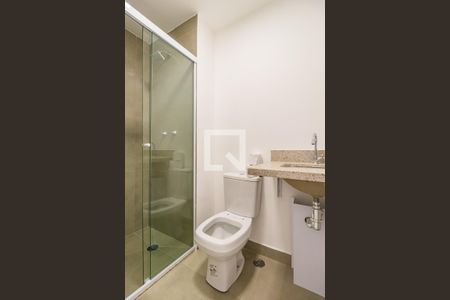 Banheiro da Suíte 1 de apartamento à venda com 3 quartos, 120m² em Centro Comercial Jubran, Barueri
