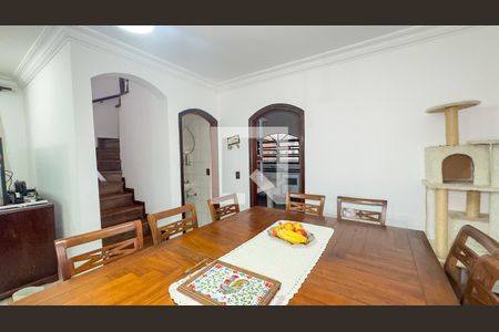 Sala de casa para alugar com 3 quartos, 130m² em Jardim Sandra, São Paulo