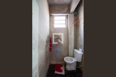 Banheiro da Suíte de casa para alugar com 2 quartos, 80m² em Minas Caixa, Belo Horizonte