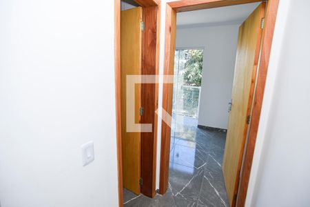 Banheiro Corredor de apartamento para alugar com 1 quarto, 35m² em Jardim Algarve, Viamão