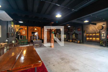 Sala de casa à venda com 1 quarto, 260m² em Itaipu, Niterói