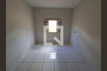 Casa para alugar com 4 quartos, 50m² em Presidente Roosevelt, Uberlândia