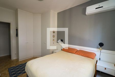 Quarto 1 de apartamento para alugar com 2 quartos, 69m² em Jardim Botânico, Porto Alegre