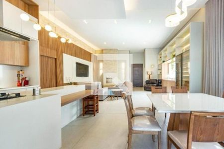 Foto 06 de casa à venda com 4 quartos, 256m² em Parque dos Principes, São Paulo