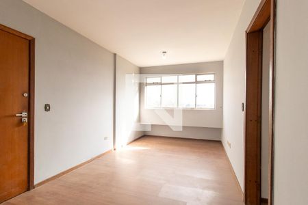 Sala de apartamento para alugar com 3 quartos, 67m² em Guaíra, Curitiba