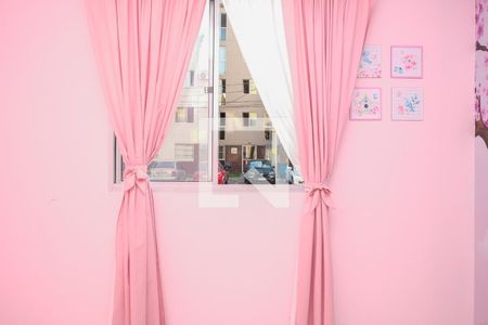 Quarto 2 de apartamento para alugar com 2 quartos, 43m² em Jardim da Posse, Nova Iguaçu