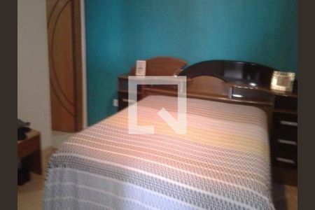 DORMITÃ“RIO de casa à venda com 3 quartos, 158m² em Bandeiras, Osasco