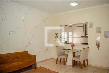 Casa à venda com 4 quartos, 287m² em Setor Norte Ferroviário, Goiânia