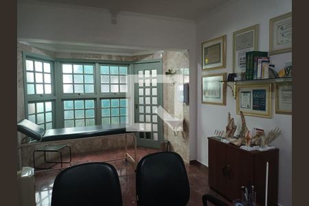 Foto 02 de casa à venda com 3 quartos, 270m² em Pinheiros, São Paulo