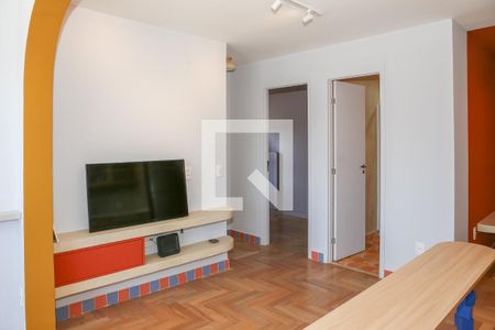 Sala e Cozinha de apartamento para alugar com 2 quartos, 53m² em Barra Funda, São Paulo