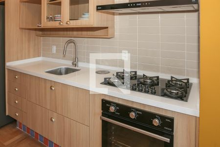 Sala e Cozinha de apartamento para alugar com 2 quartos, 53m² em Barra Funda, São Paulo