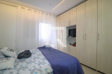 Quarto 1  de casa à venda com 1 quarto, 195m² em Vila Santo Alberto, Santo André