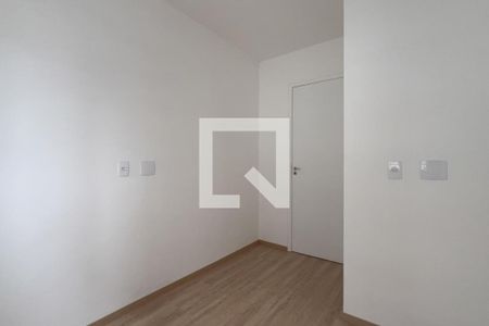 Quarto 2 de apartamento para alugar com 2 quartos, 43m² em Jardim Normandia, Guarulhos