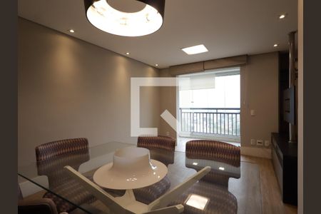 Sala de apartamento para alugar com 2 quartos, 67m² em Parque Reboucas, São Paulo