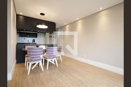 Sala de apartamento para alugar com 2 quartos, 67m² em Parque Reboucas, São Paulo