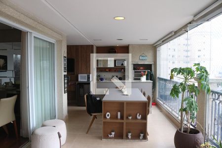 Sala de apartamento para alugar com 3 quartos, 200m² em Perdizes, São Paulo