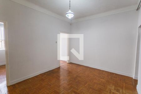 Sala de casa para alugar com 3 quartos, 140m² em Santa Efigênia, Belo Horizonte