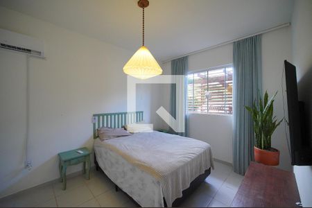 Quarto 1 de casa para alugar com 3 quartos, 200m² em Campeche Central, Florianópolis
