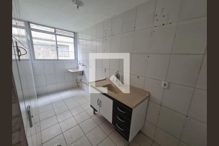 Cozinha de apartamento para alugar com 2 quartos, 42m² em Jardim Estrela, Mauá