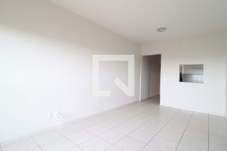 Sala de apartamento para alugar com 2 quartos, 70m² em Umuarama, Uberlândia