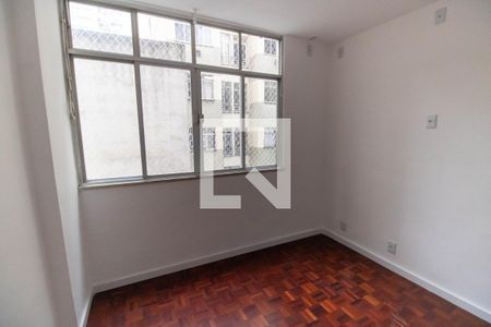 Quarto 1 de apartamento à venda com 3 quartos, 70m² em Icaraí, Niterói