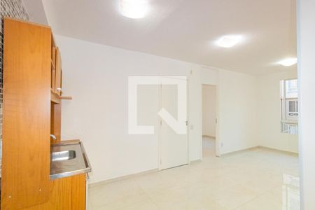 Sala/Cozinha de apartamento para alugar com 3 quartos, 51m² em Fátima, Canoas