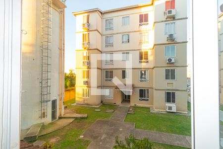 Vista da Sala de apartamento para alugar com 3 quartos, 51m² em Fátima, Canoas