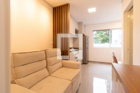 Sala/Cozinha de apartamento para alugar com 1 quarto, 34m² em Vila Izabel, Curitiba