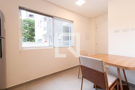 Sala/Cozinha de apartamento para alugar com 1 quarto, 34m² em Vila Izabel, Curitiba