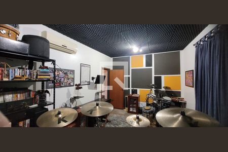 Quarto de casa para alugar com 3 quartos, 300m² em Jardim Palermo, São Bernardo do Campo