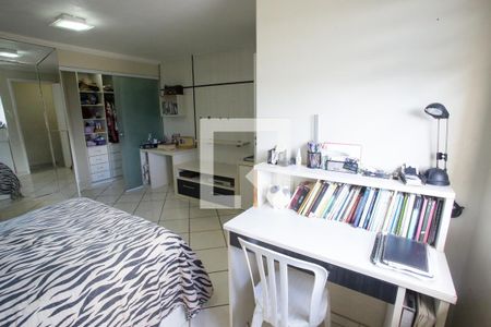 Quarto Suíte 1 de casa à venda com 6 quartos, 440m² em Anil, Rio de Janeiro