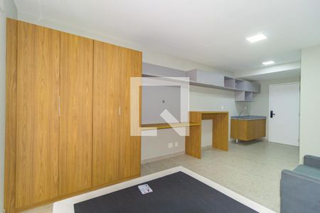 Sala/Quarto de kitnet/studio para alugar com 1 quarto, 27m² em Brás, São Paulo