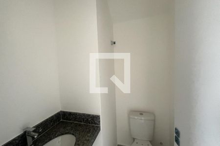 Banheiro 1 de casa à venda com 2 quartos, 88m² em Praia da Bandeira, Rio de Janeiro