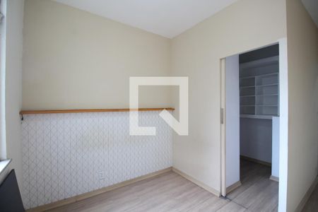 Quarto de apartamento à venda com 1 quarto, 49m² em Tanque, Rio de Janeiro