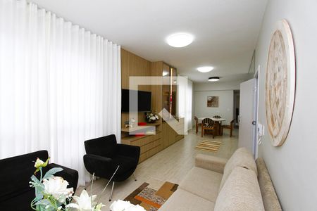 Sala de kitnet/studio para alugar com 1 quarto, 54m² em Santa Lúcia, Belo Horizonte