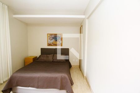 Quarto de kitnet/studio para alugar com 1 quarto, 54m² em Santa Lúcia, Belo Horizonte