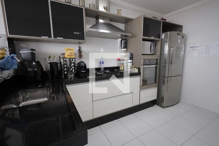 Cozinha de apartamento à venda com 3 quartos, 92m² em Parque Sao Vicente, Santo André