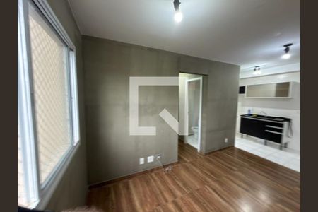 Sala de apartamento para alugar com 2 quartos, 42m² em Jardim Parque Morumbi, São Paulo