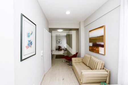 Sala de kitnet/studio para alugar com 1 quarto, 54m² em Santa Lúcia, Belo Horizonte