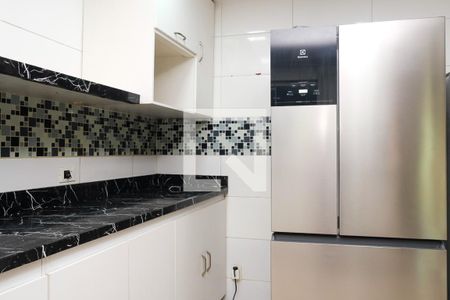 Cozinha de casa para alugar com 3 quartos, 90m² em Vila Anita, Nova Iguaçu