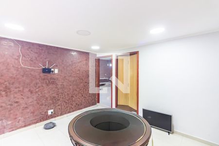 Suíte  de casa à venda com 4 quartos, 234m² em Quitaúna, Osasco